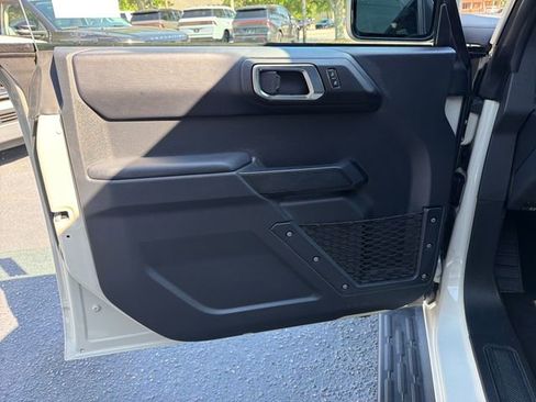Certified 2025 Ford Bronco Outer Banks AWD/4WD image 12