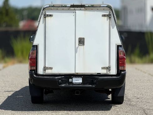 Used 2012 Toyota Tacoma 2WD Regular Cab image 3