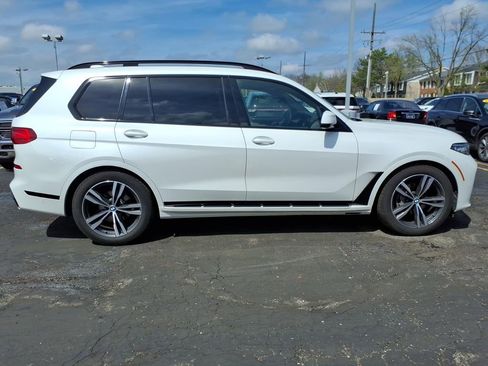 Used 2022 BMW X7 xDrive40i w/ M Sport Package image 8