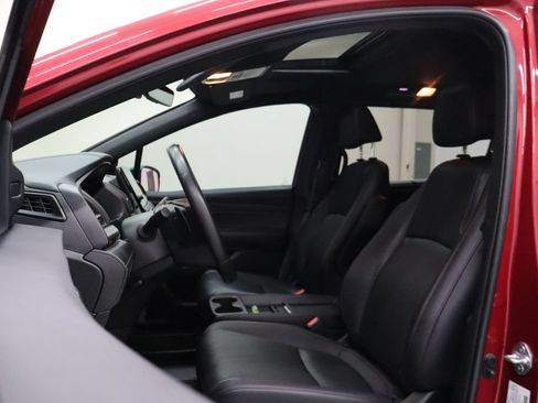 Used 2023 Honda Odyssey Sport image 10