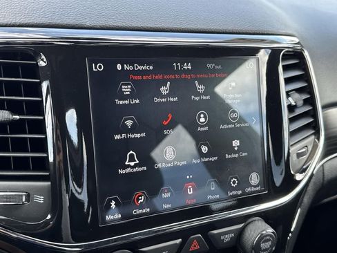 Used 2022 Jeep Grand Cherokee Limited image 20