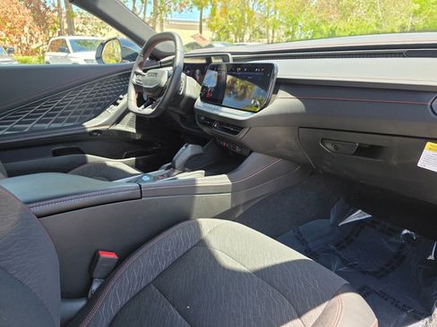 Used 2025 Dodge Charger R/T w/ Sun & Sound Package image 9