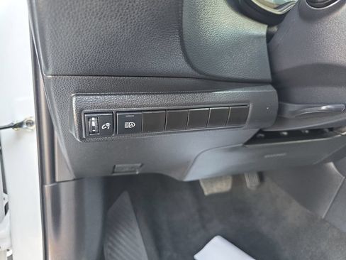 Used 2026 Toyota Corolla LE FWD image 24