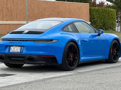 Used 2024 Porsche 911 Carrera GTS image 4