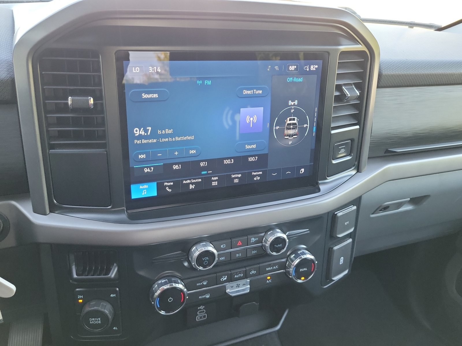 Used 2025 Ford F150 XLT w/ Equipment Group 301A Standard AWD/4WD image 14