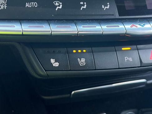 Used 2019 Cadillac XT4 Premium Luxury w/ Driver Assist Package image 26