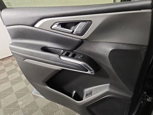 Used 2024 Chevrolet Traverse LT w/ LPO, Floor Liner Package image 30