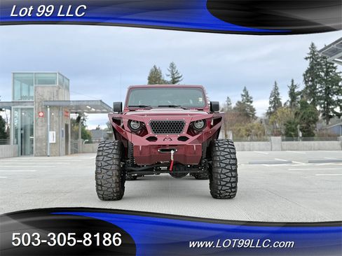 Used 2021 Jeep Gladiator Rubicon w/ Trailer Tow Package AWD/4WD image 6
