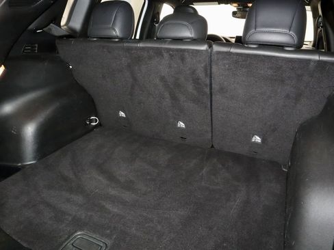 Used 2025 Jeep Compass Limited AWD/4WD image 12