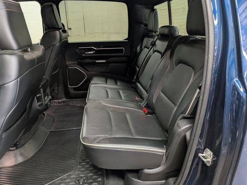 Used 2022 RAM 1500 Laramie w/ Sport Appearance Package AWD/4WD image 10