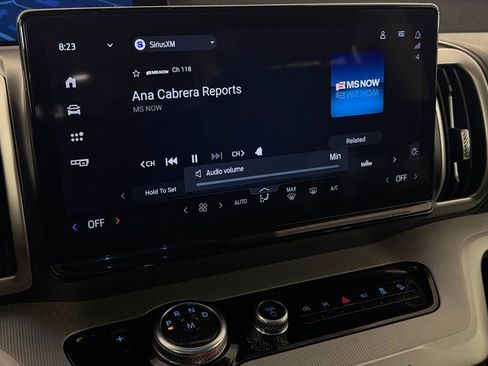 Used 2025 Ford Expedition Active image 18