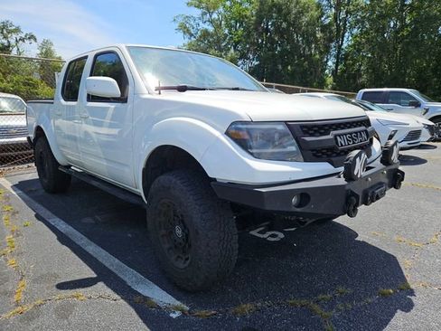 Used 2016 Nissan Frontier PRO-4X AWD/4WD image 5
