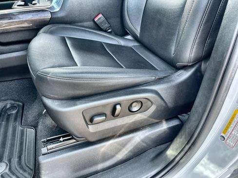 Used 2024 Chevrolet Silverado 2500 LTZ w/ LTZ Plus Package AWD/4WD image 19