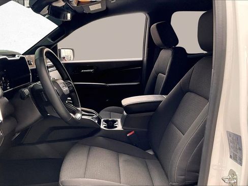 Used 2024 GMC Canyon Elevation w/ Trailering Package image 18