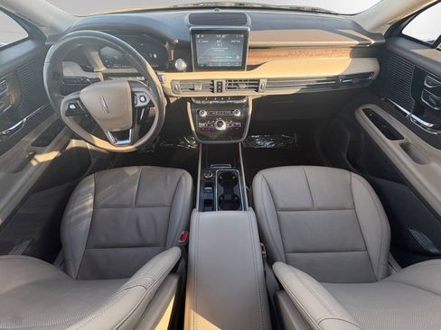 Certified 2022 Lincoln Corsair Reserve image 10