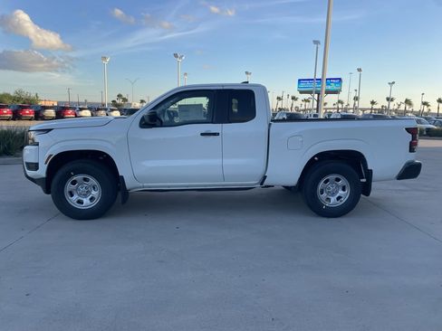 New 2026 Nissan Frontier S image 2