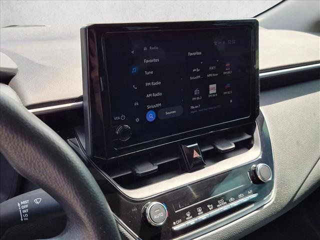 Used 2023 Toyota Corolla LE FWD image 10