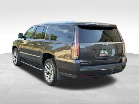 Used 2018 Cadillac Escalade ESV Luxury AWD/4WD image 7