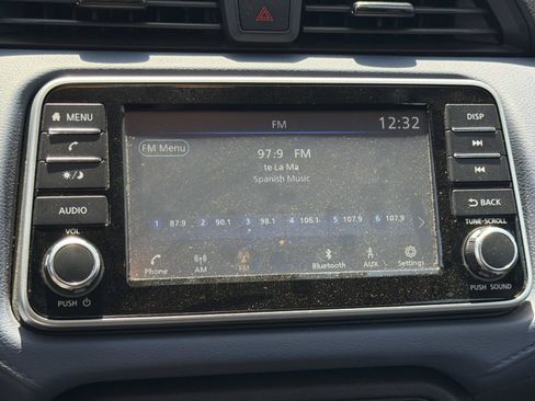 Used 2024 Nissan Versa SV FWD image 13