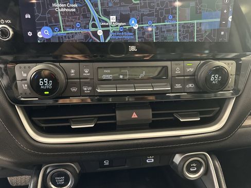 Used 2024 Toyota Grand Highlander Platinum image 14