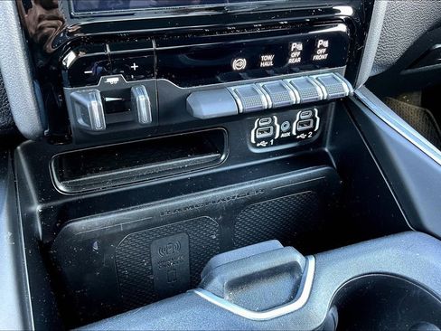 Certified 2024 RAM 2500 Laramie w/ Night Edition image 12