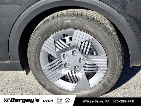 Used 2025 Kia K4 FWD image 5