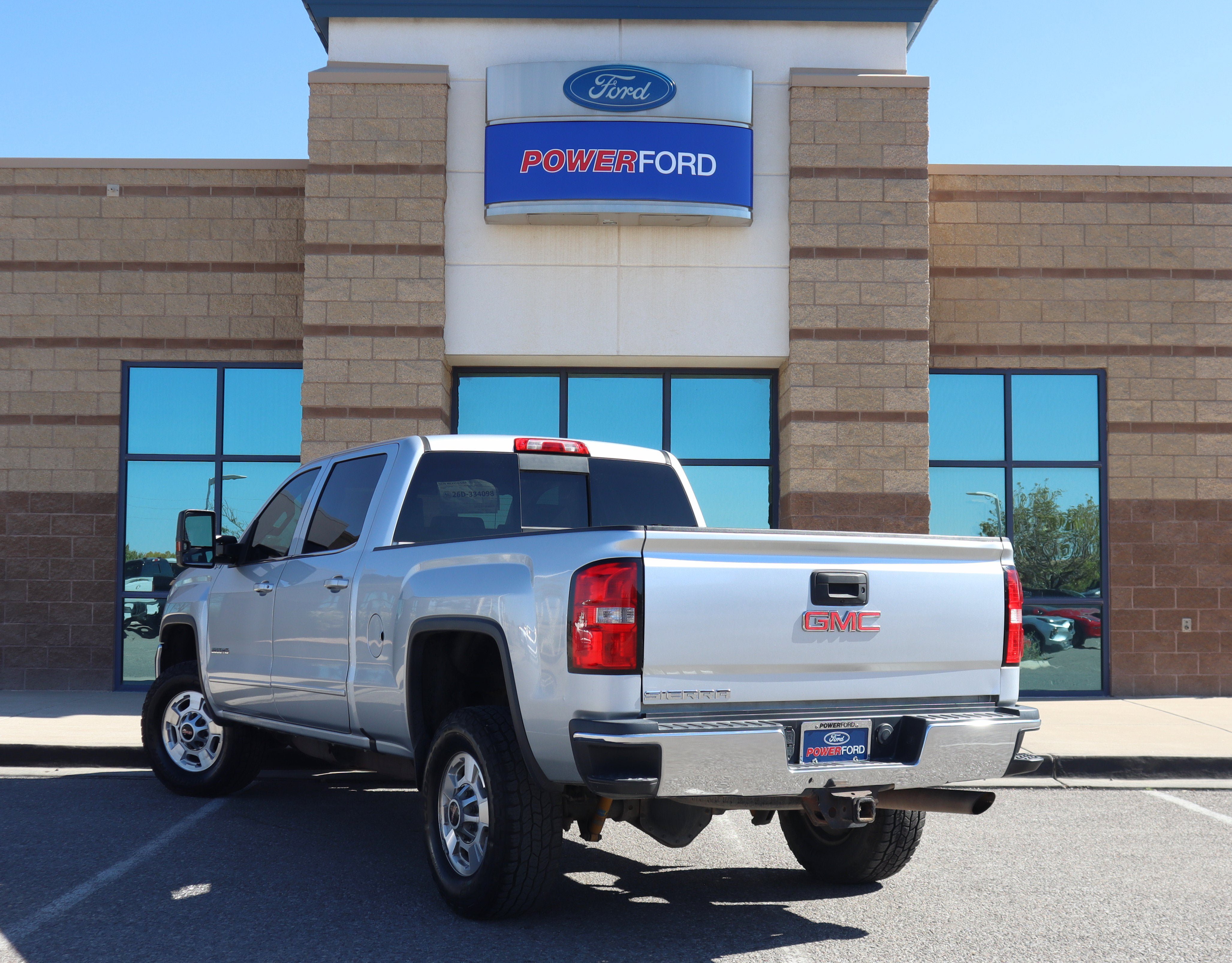 Used 2016 GMC Sierra 2500 SLE w/ SLE Fleet Preferred Package AWD/4WD image 8