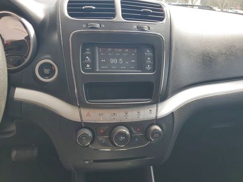 Used 2018 Dodge Journey SE w/ Blacktop Package image 13