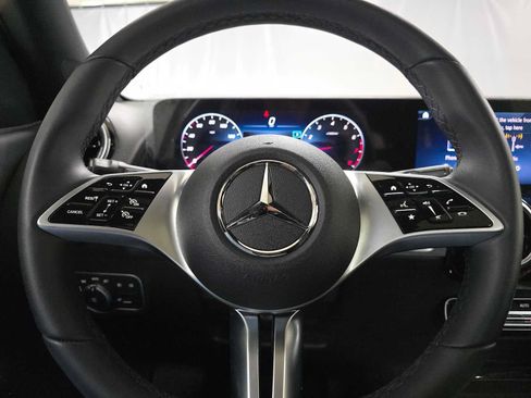 Certified 2026 Mercedes-Benz GLB 250 4MATIC image 26