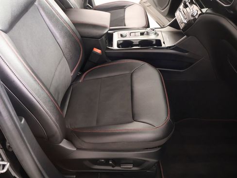 Used 2024 Ford Explorer ST-Line w/ Class IV Trailer Tow Package image 15