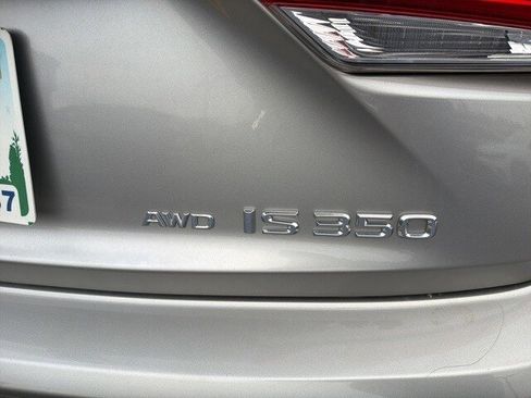 Used 2018 Lexus IS 350 AWD image 15