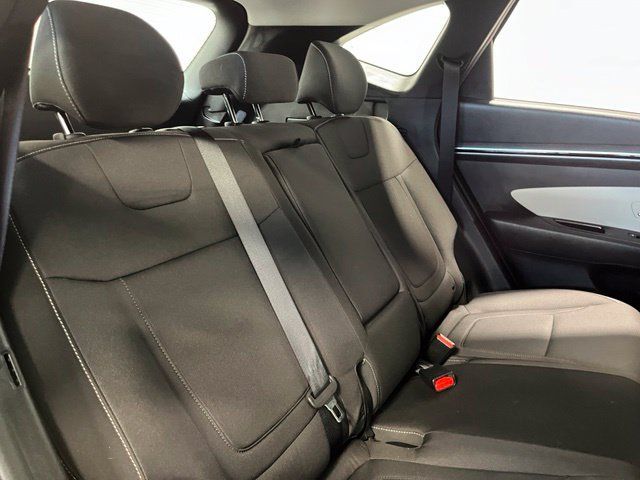 Used 2024 Hyundai Tucson SE FWD image 15