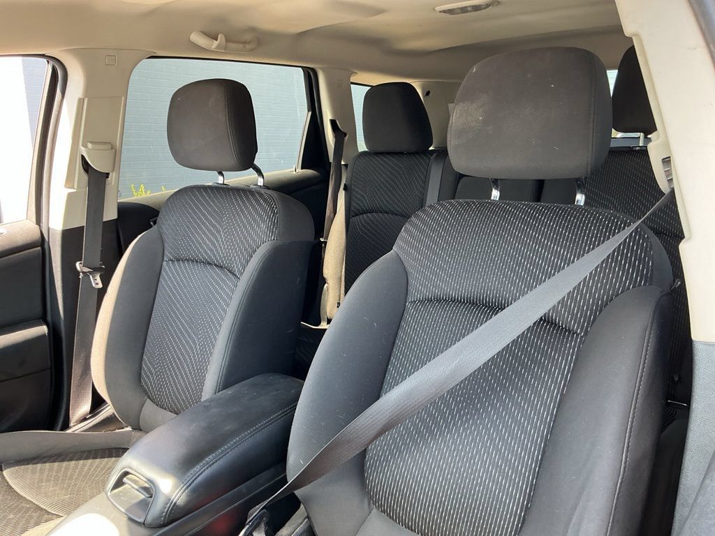 Used 2018 Dodge Journey SE FWD image 10