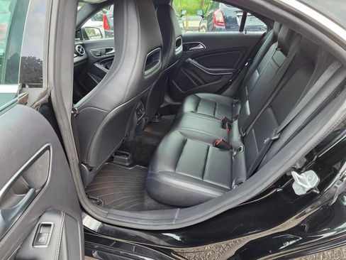 Used 2015 Mercedes-Benz CLA 250 4MATIC image 16