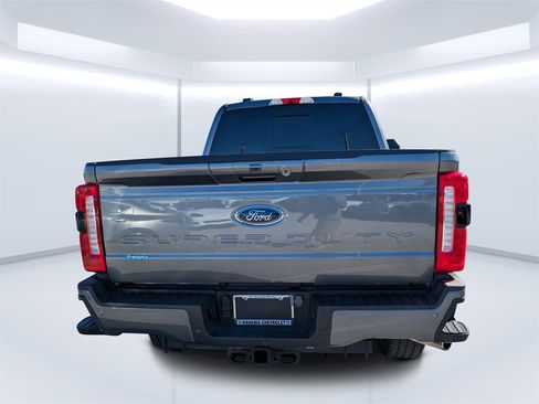 Used 2024 Ford F250 Lariat w/ Sport Appearance Package image 4