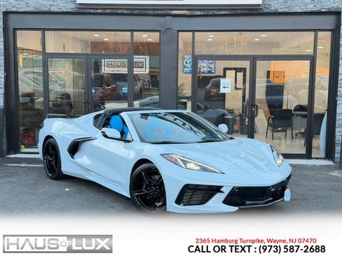 Used 2022 Chevrolet Corvette 2dr Stingray Cpe w/3LT image 2