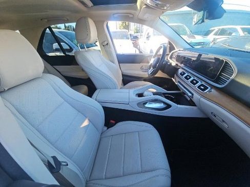 Used 2021 Mercedes-Benz GLE 350 w/ Premium Package image 43