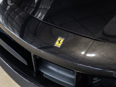 Used 2019 Ferrari 488 GTB RWD image 11