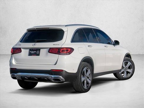 Certified 2022 Mercedes-Benz GLC 300 4MATIC image 4