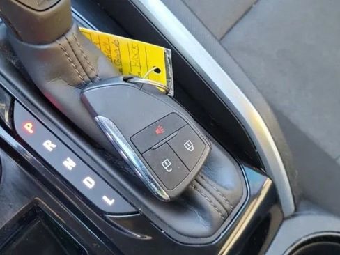 Used 2023 Chevrolet Colorado Trail Boss image 15