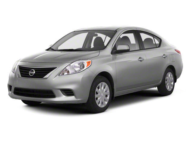 Used 2013 Nissan Versa S FWD image 4