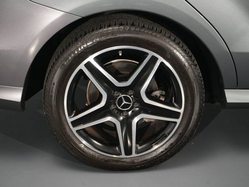 Used 2019 Mercedes-Benz GLE 43 AMG 4MATIC image 25