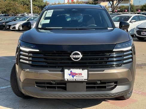 New 2026 Nissan Kicks SV image 3