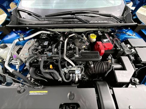 Used 2025 Nissan Sentra SV image 32