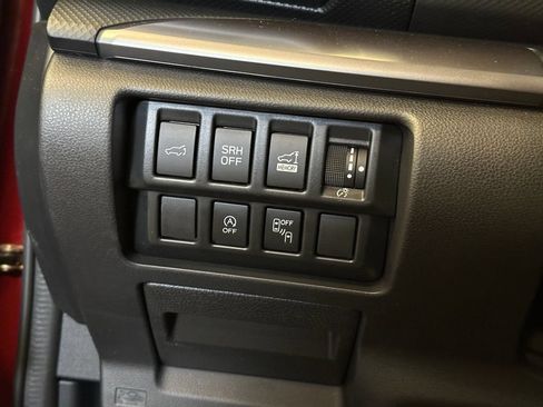 Used 2023 Subaru Forester Premium AWD/4WD image 18