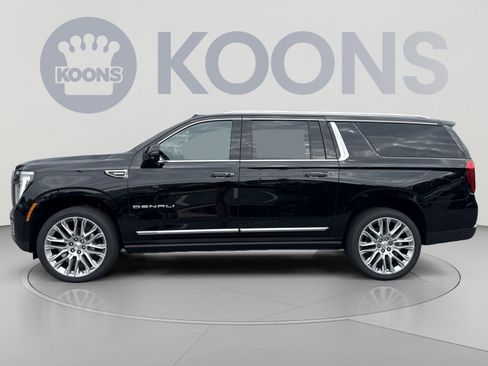 New 2026 GMC Yukon XL Denali w/ Denali Reserve Package AWD/4WD image 2