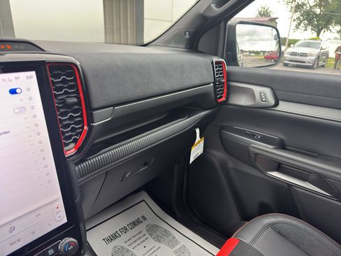 New 2025 Ford Ranger Raptor image 30