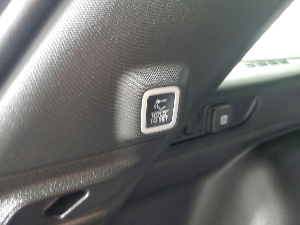 Used 2026 Jeep Grand Cherokee Limited AWD/4WD image 18