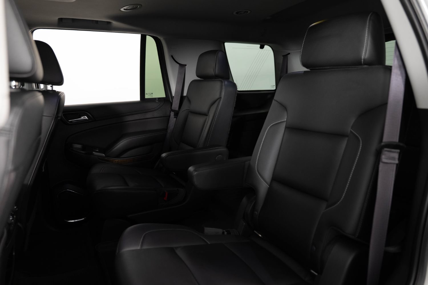 Used 2017 Chevrolet Tahoe LT w/ LT Signature Package AWD/4WD image 17