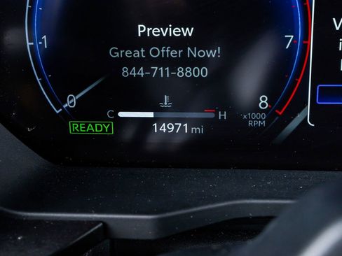 Used 2025 Toyota Land Cruiser image 20